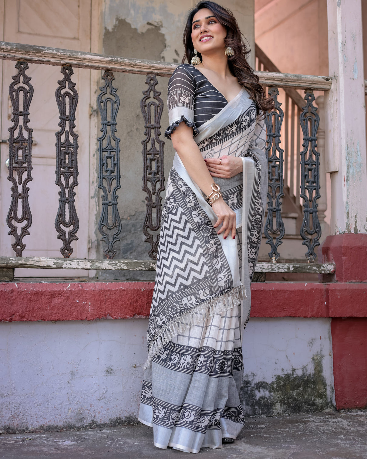 Elegant multicolor linen saree with traditional patterns lightweight festive wear