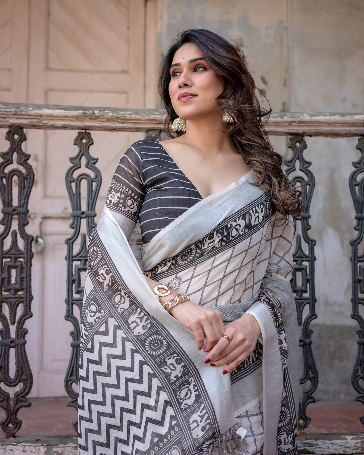 Elegant multicolor linen saree with traditional patterns lightweight festive wear