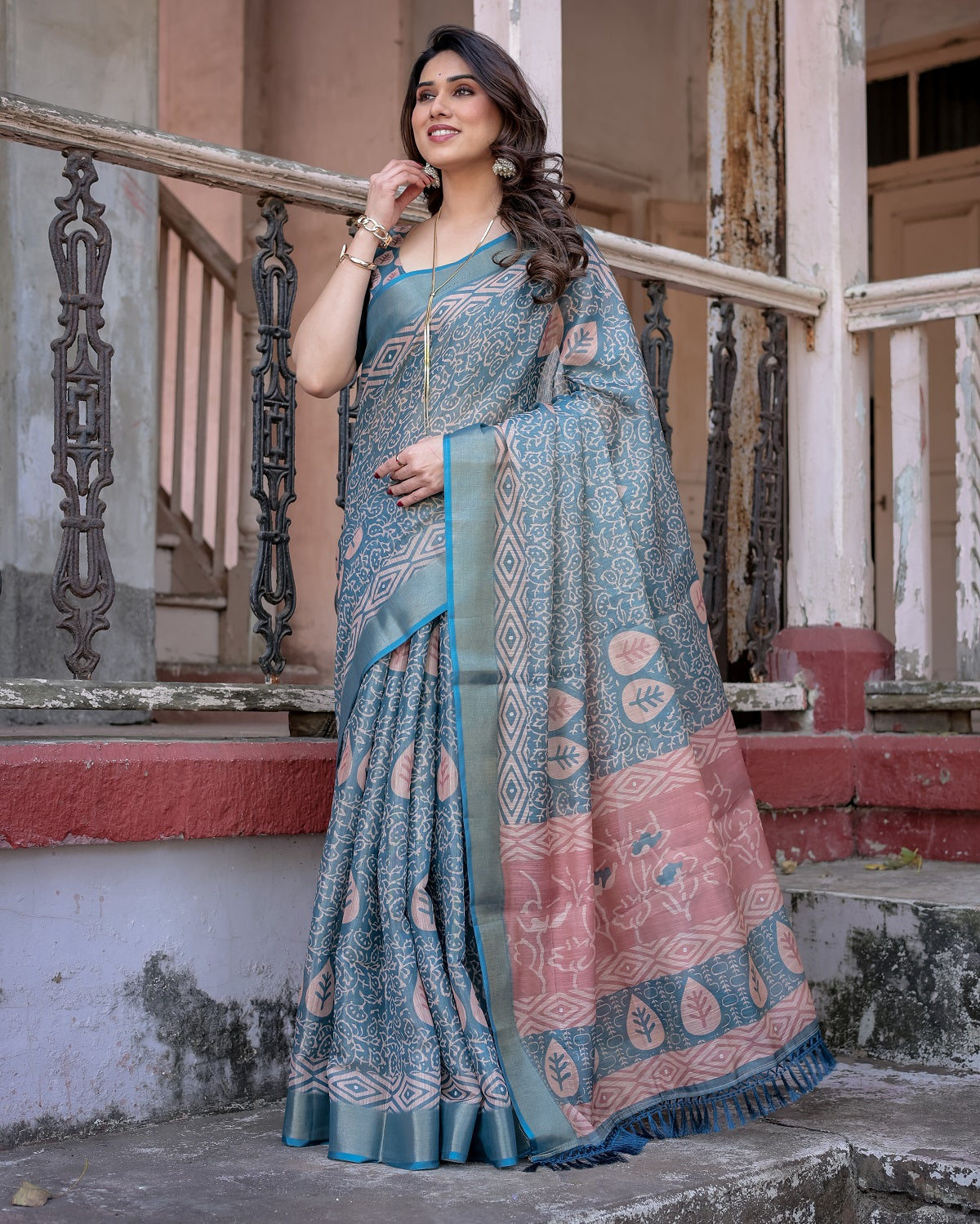 Printed Teal Linen Saree for Women with Multicolor Pallu and Ethnic Border – Lightweight Casual Wear
