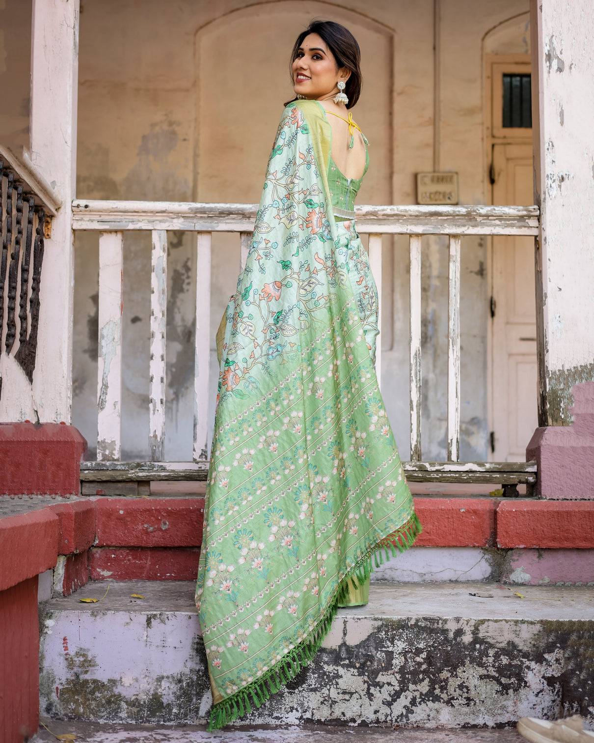 Elegant multicolor linen saree with traditional patterns lightweight festive wear