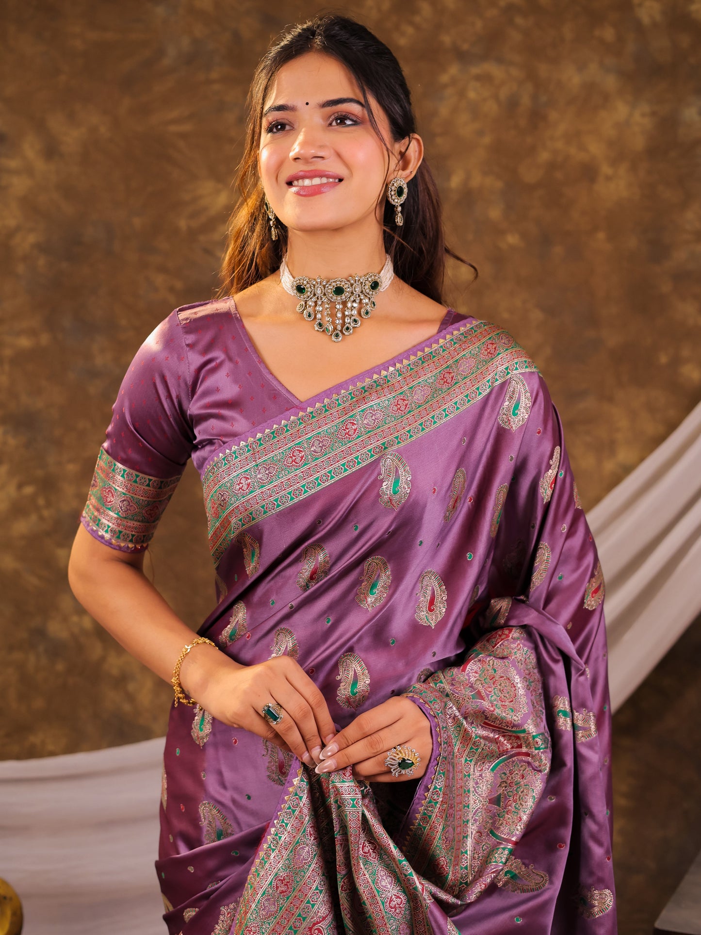Lavender Purple Kanjivaram Banarasi Satin Silk Saree with Antique Silver Zari Weaving, Heritage Pallu & Tassel Detailing