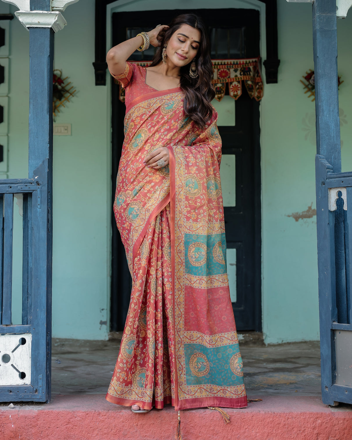 Terracotta red handloom cotton saree with floral vine print dual toned royal motif pallu