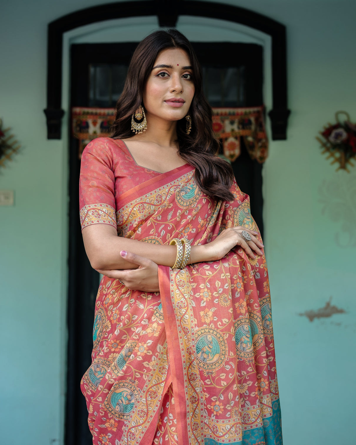 Terracotta red handloom cotton saree with floral vine print dual toned royal motif pallu