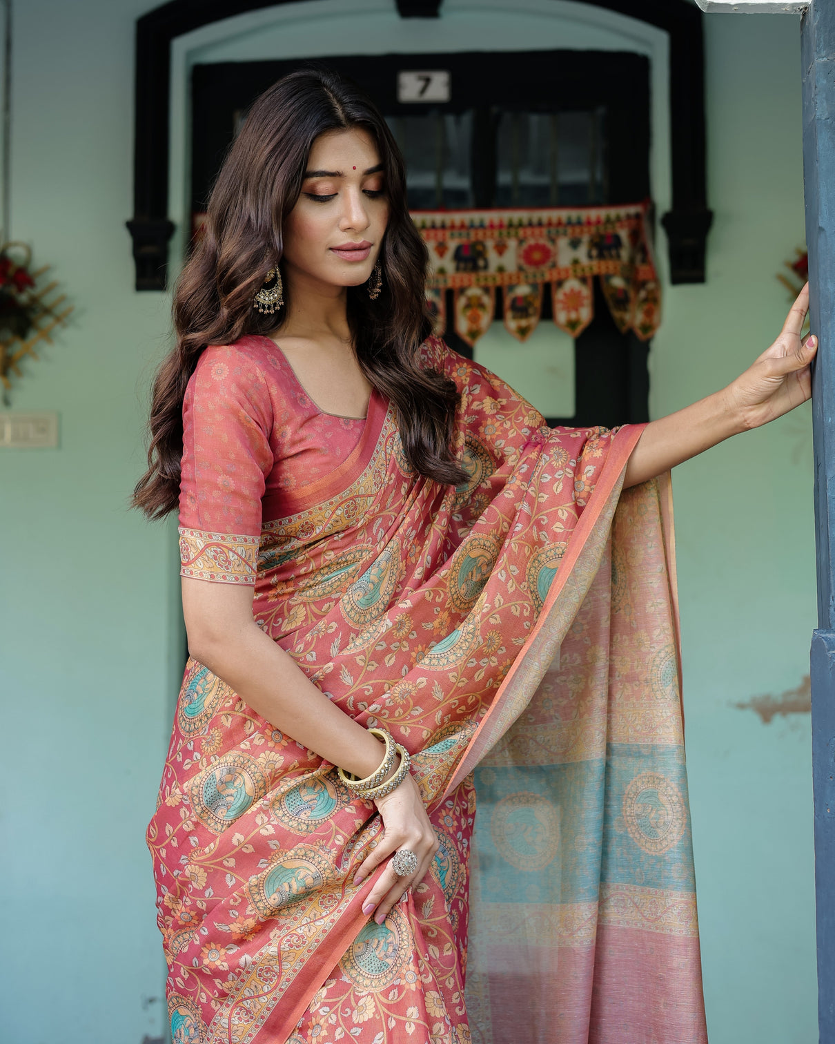 Terracotta red handloom cotton saree with floral vine print dual toned royal motif pallu