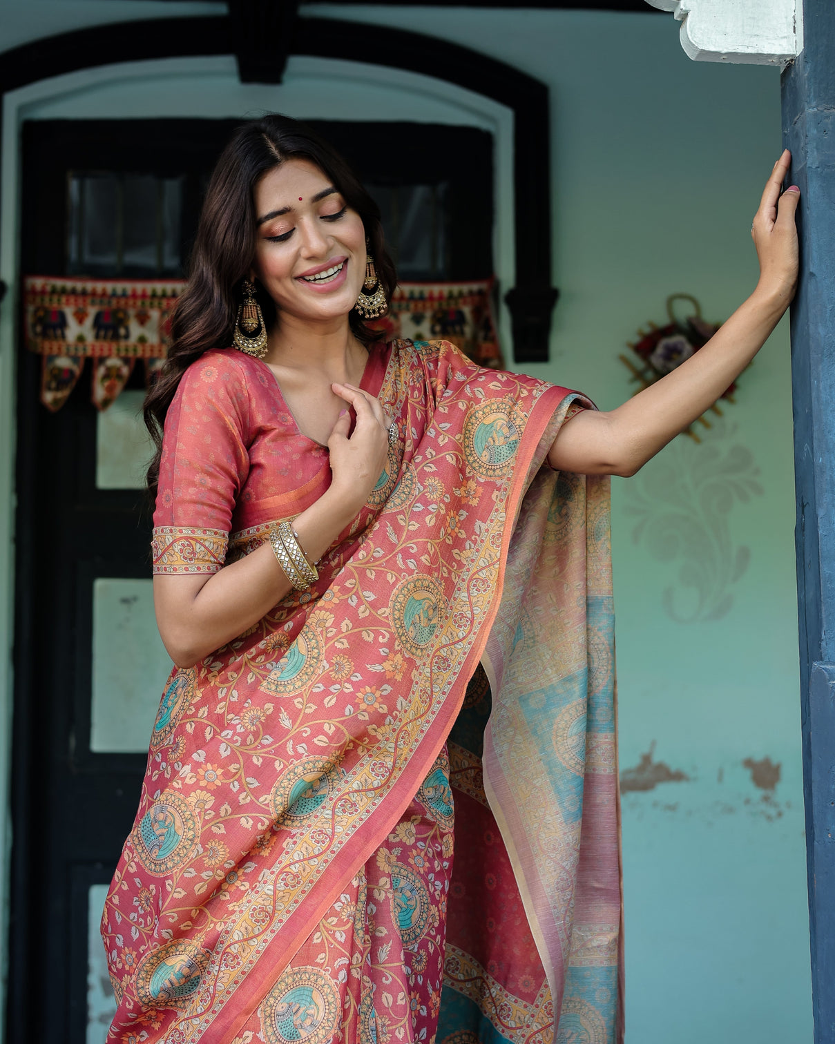 Terracotta red handloom cotton saree with floral vine print dual toned royal motif pallu