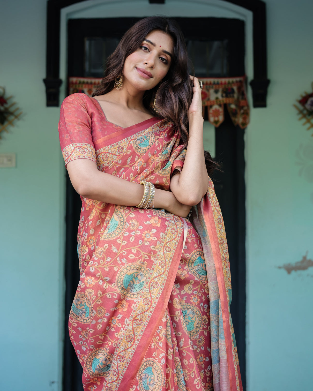 Terracotta red handloom cotton saree with floral vine print dual toned royal motif pallu