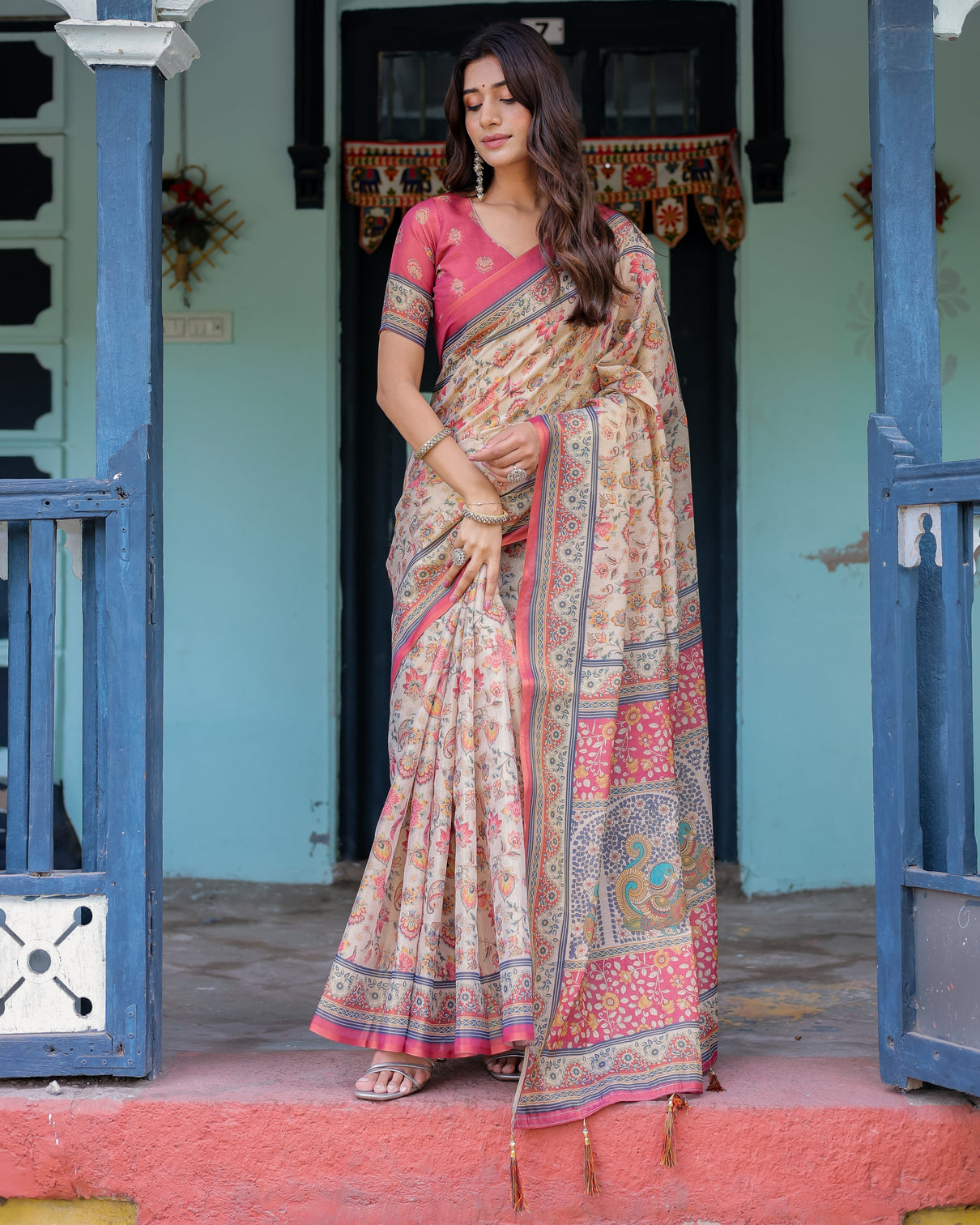 Ivory pink handloom cotton saree with floral print traditional peacock arch pallu