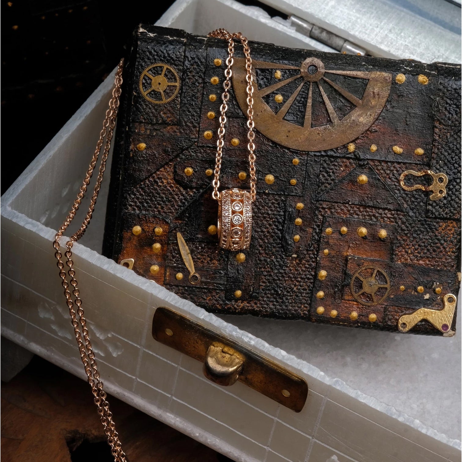 New American Dimond Pendent With Chain-125 Gold-plated Diamond Brass Pendant