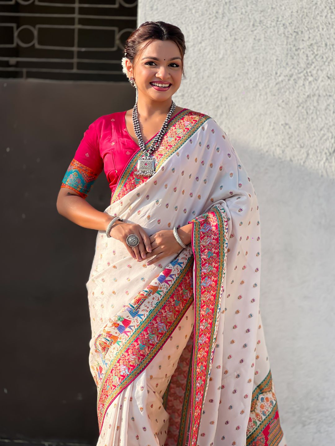 White Pure Viscose Silk Meenakari Zari Motif Saree with Folk Art Pallu and Brocade Blouse