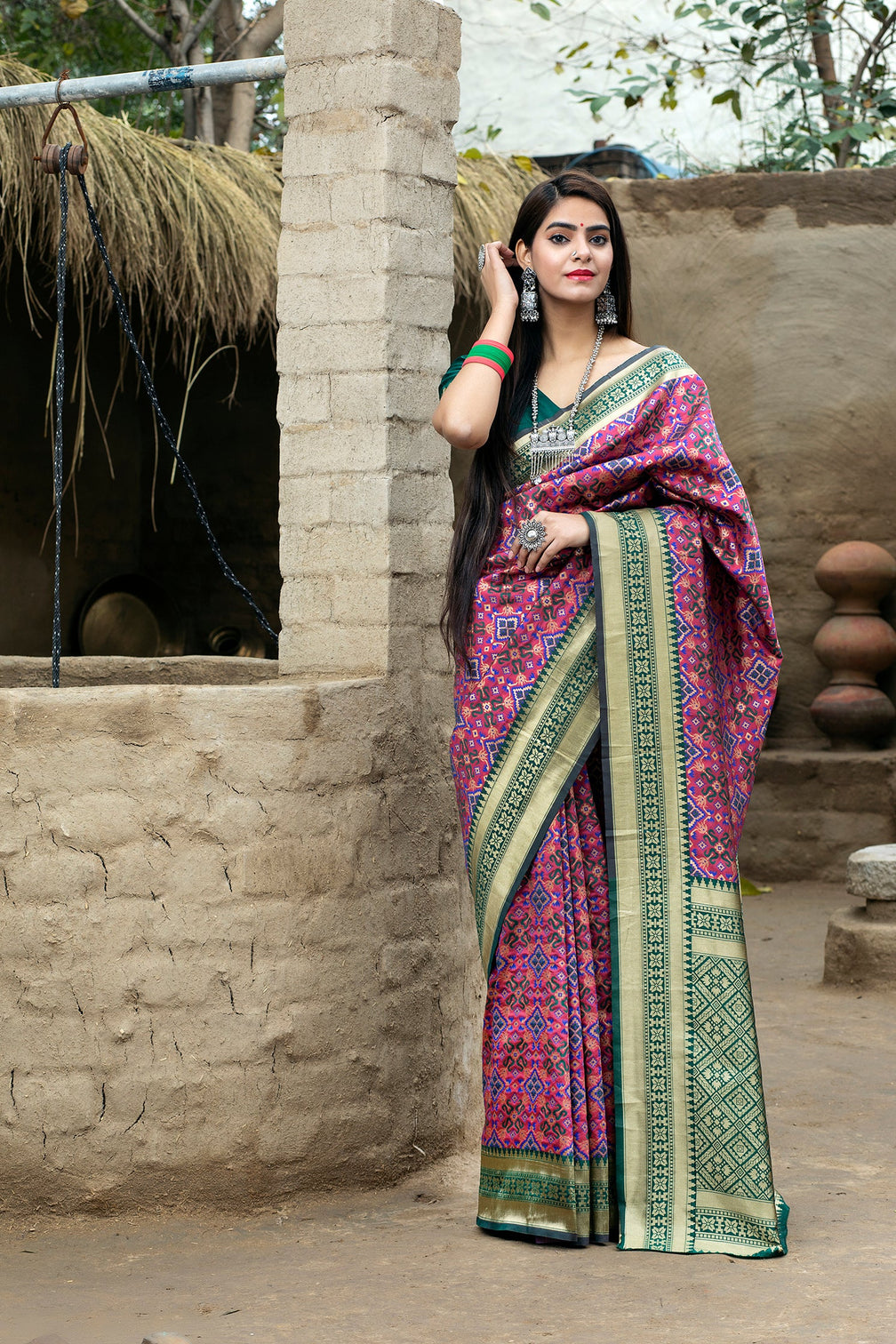 Pink-Green Weaving Banarasi Silk Bridal Wear Saree