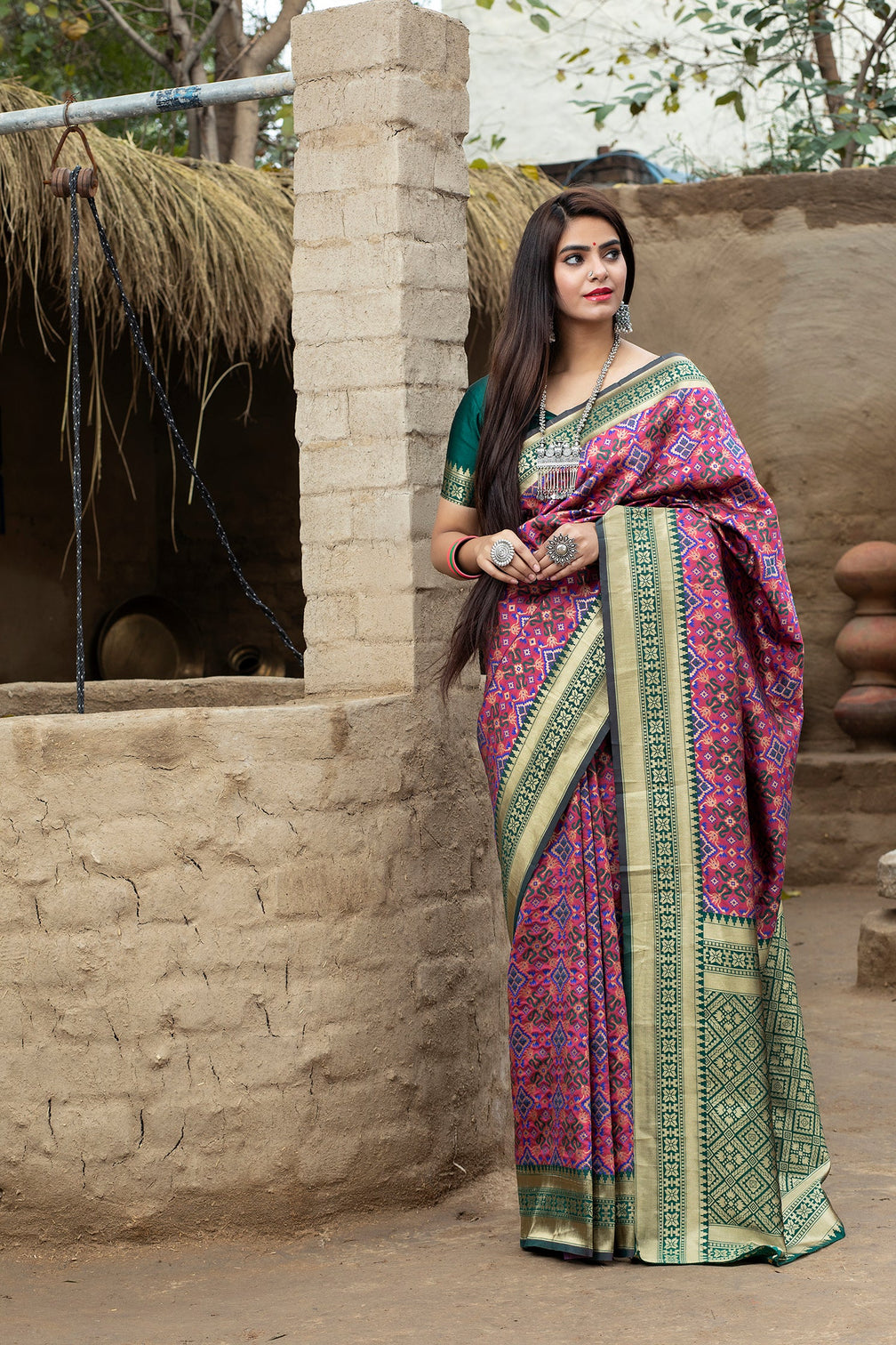Pink-Green Weaving Banarasi Silk Bridal Wear Saree