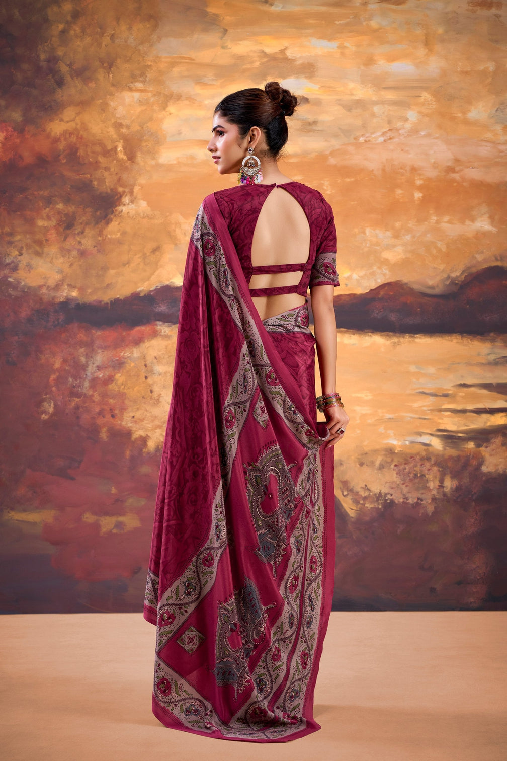 Pink Stylish Printed Crepe Saree with Matching Blouse Piece