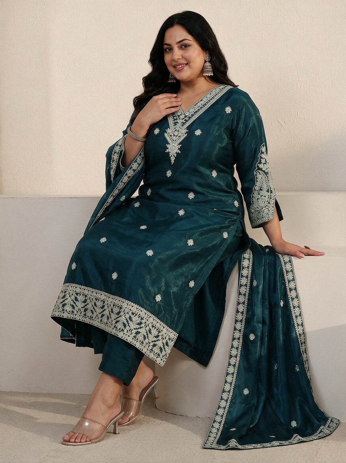 Plus Size Blue Floral Embroidered Tissue Straight Suit Set