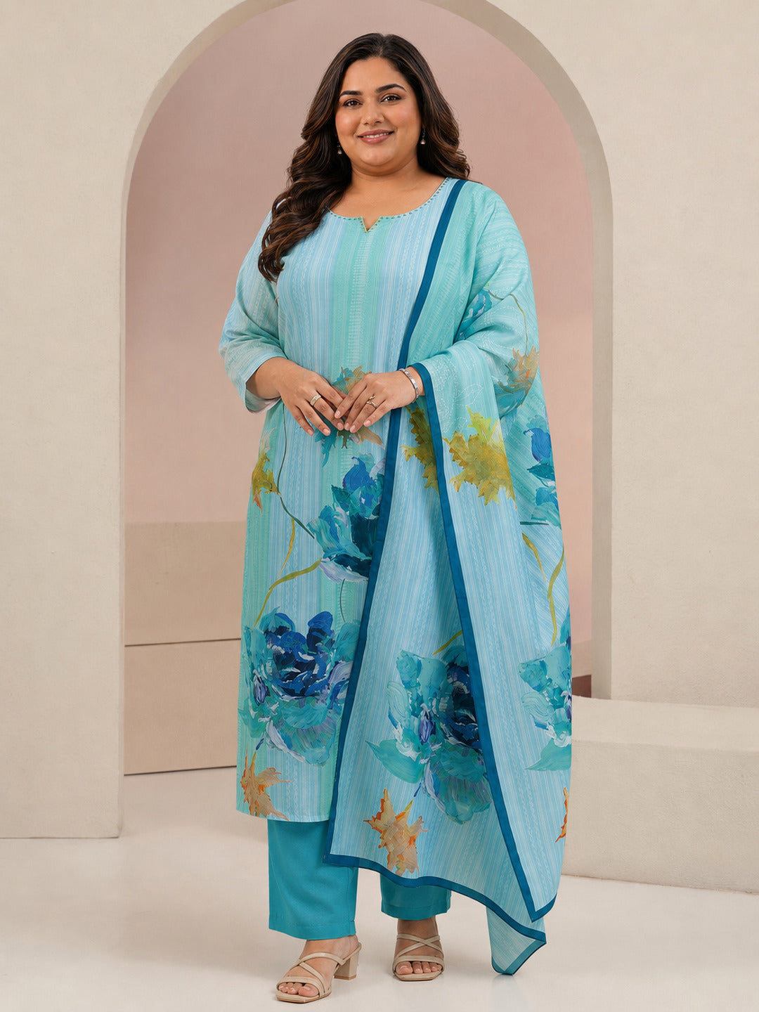 Plus Size Blue Floral Printed Cotton Blend Straight Suit Set