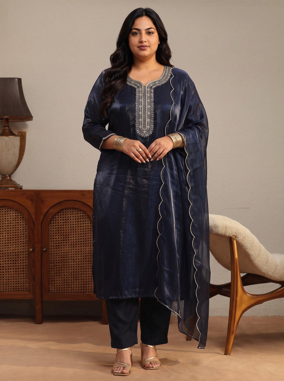 Plus Size Navy Blue Yoke Design Tissue Straight Suit Set