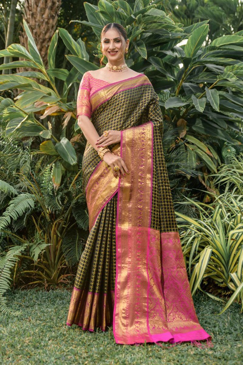 Glamorous Black Soft Banarasi Silk Saree With Bewitching Blouse Piece