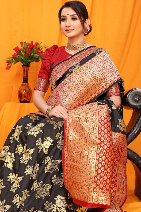 Fragrant Black Kanjivaram Silk With Alluring Blouse Piece