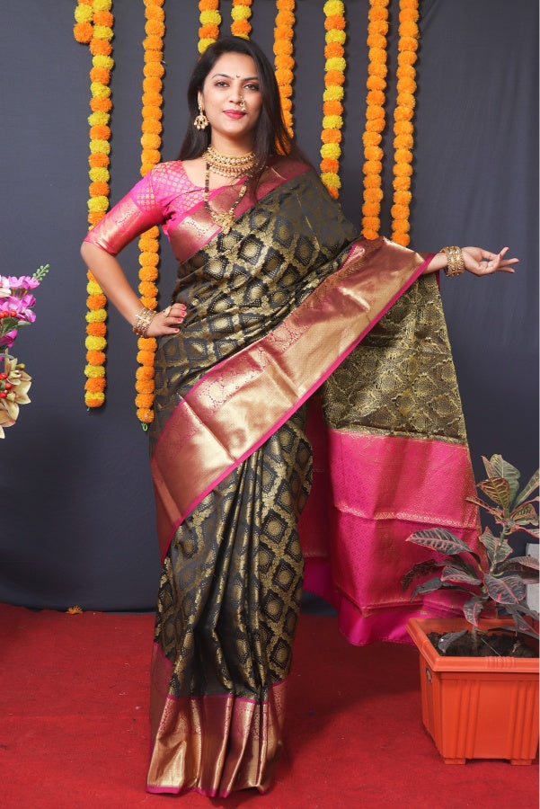 Invaluable Black Kanjivaram Silk With Extraordinary Blouse Piece