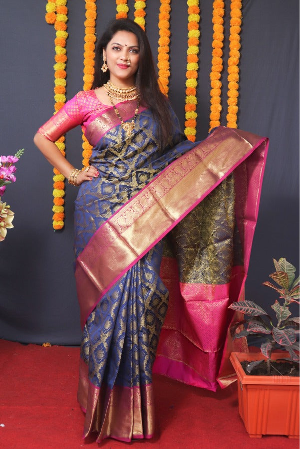 Glowing Navy Blue Kanjivaram Silk With Extraordinary Blouse Piece