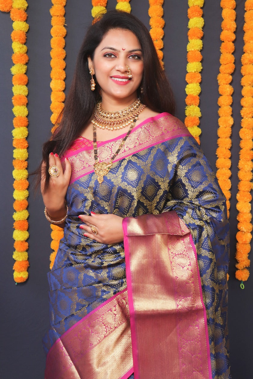 Glowing Navy Blue Kanjivaram Silk With Extraordinary Blouse Piece