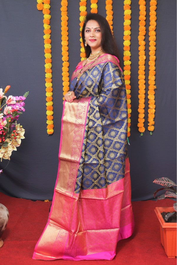 Glowing Navy Blue Kanjivaram Silk With Extraordinary Blouse Piece