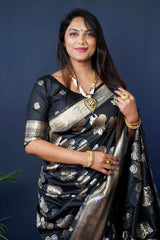 Adorning Black Kanjivaram Silk Saree With Glittering Blouse Piece