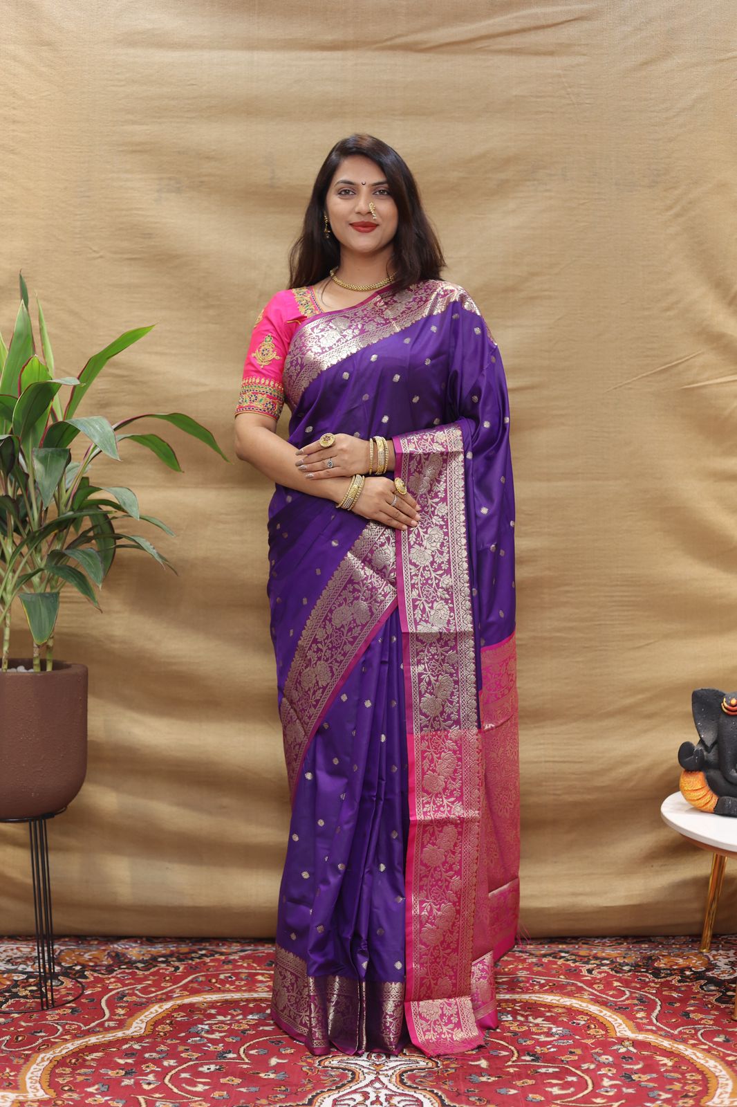 Glorious Purple Soft Banarasi Silk Saree With Elegant Blouse Piece