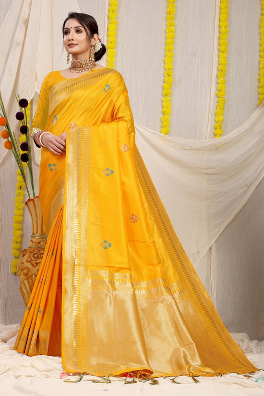 Flameboyant Yellow Banarasi Silk Saree With Magnetic Blouse Piece