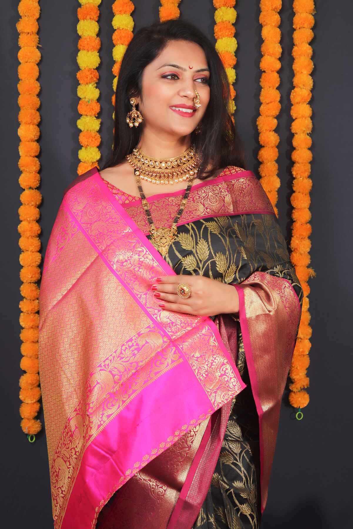 Exceptional Black Kanjivaram Silk With Redolent Blouse Piece
