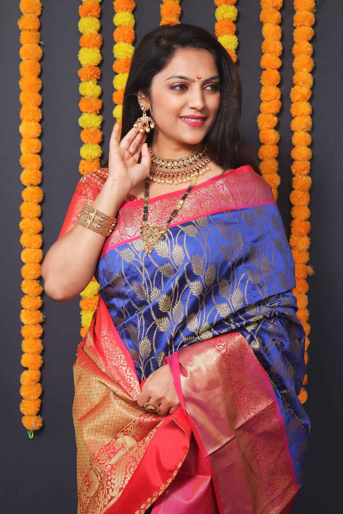 Hypnotic Blue Kanjivaram Silk With Redolent Blouse Piece