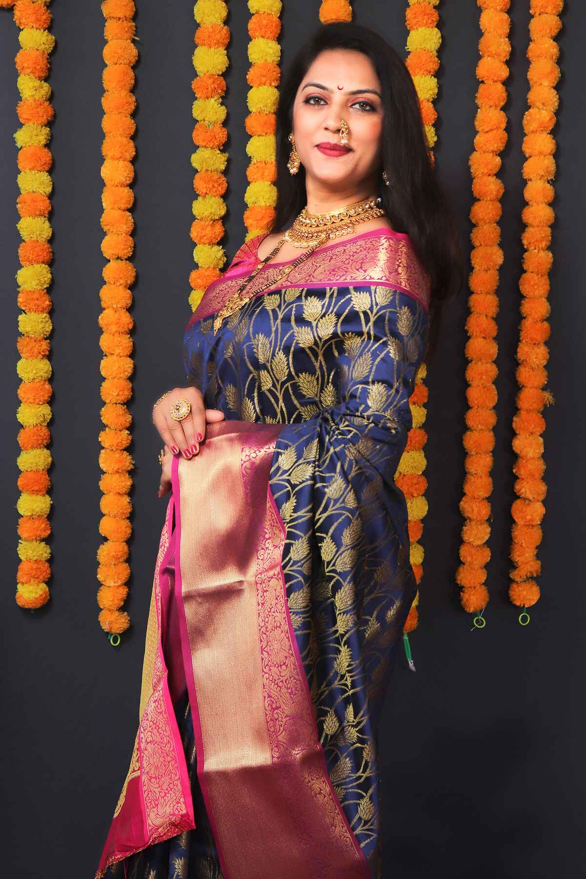 Radiant Navy Blue Kanjivaram Silk With Redolent Blouse Piece