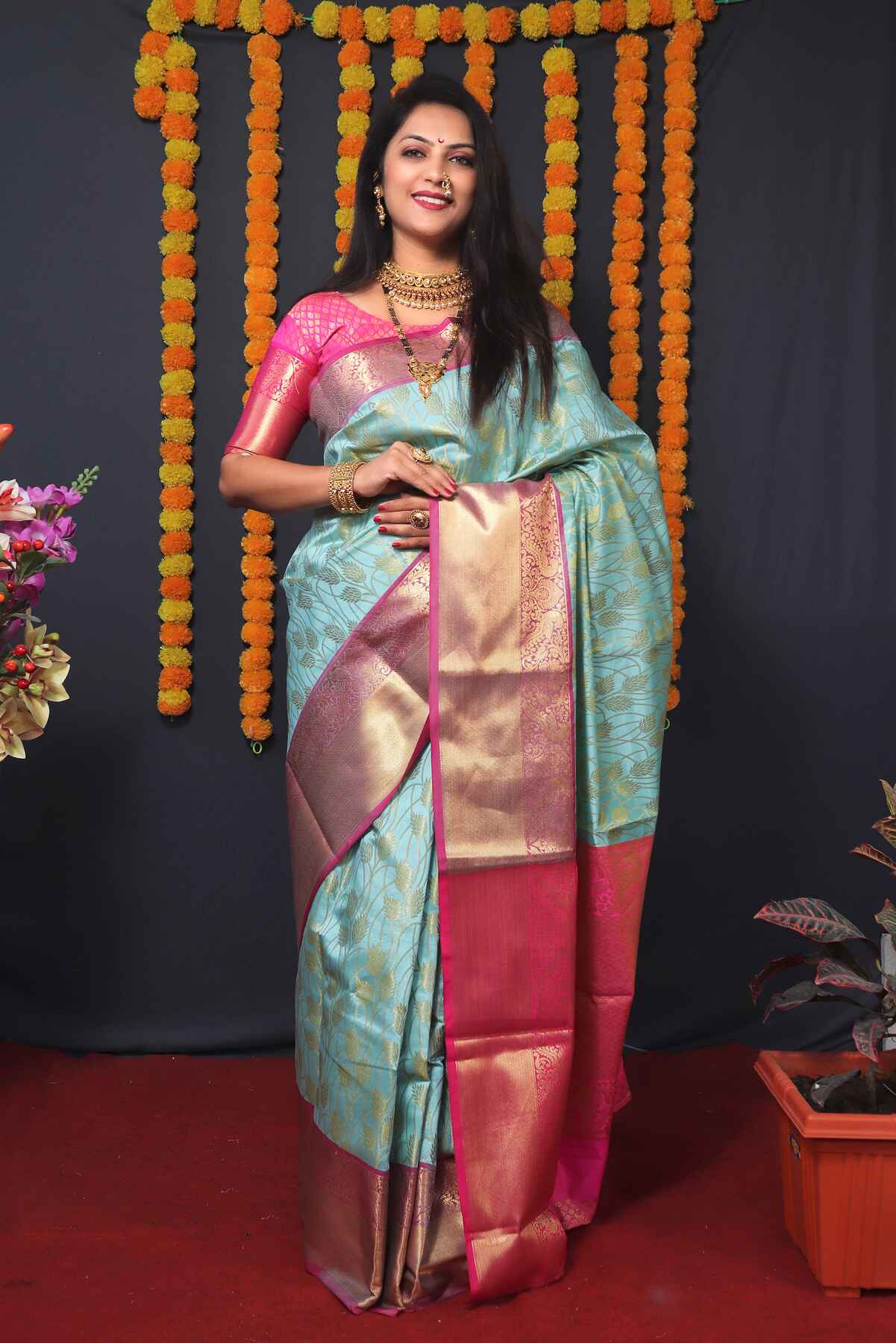 Prominent Sky Kanjivaram Silk With Redolent Blouse Piece