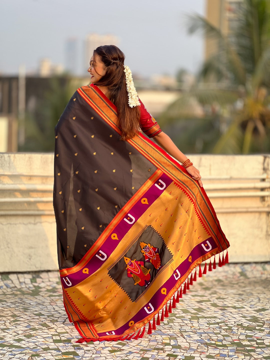 Top Trending Vitthala Contrast Paithani Saree Rakhumai Soft Silk Traditional Design