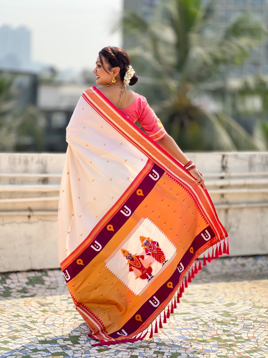 Top Trending Vitthala Contrast Paithani Saree Rakhumai Soft Silk Traditional Design