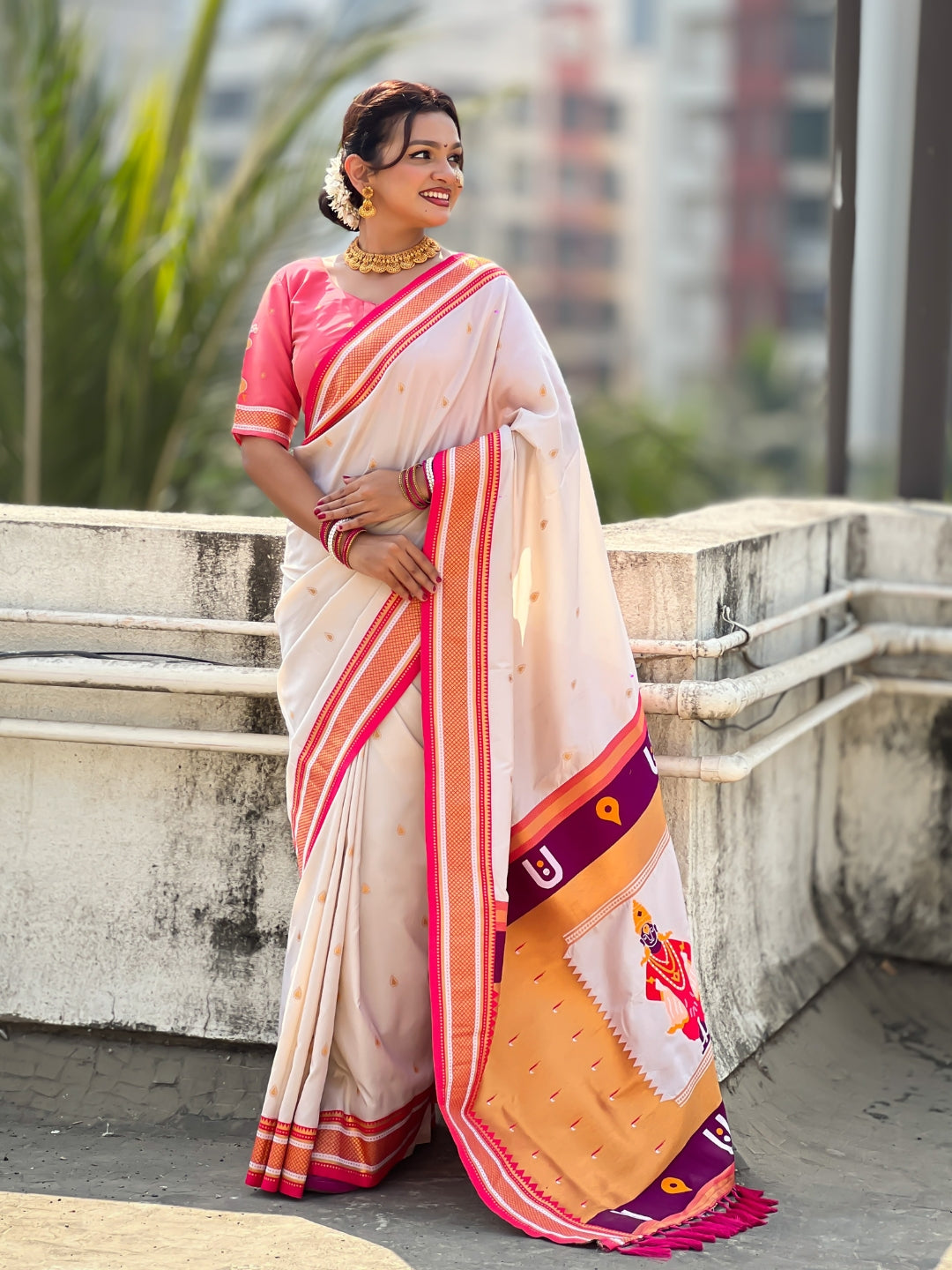 Top Trending Vitthala Contrast Paithani Saree Rakhumai Soft Silk Traditional Design