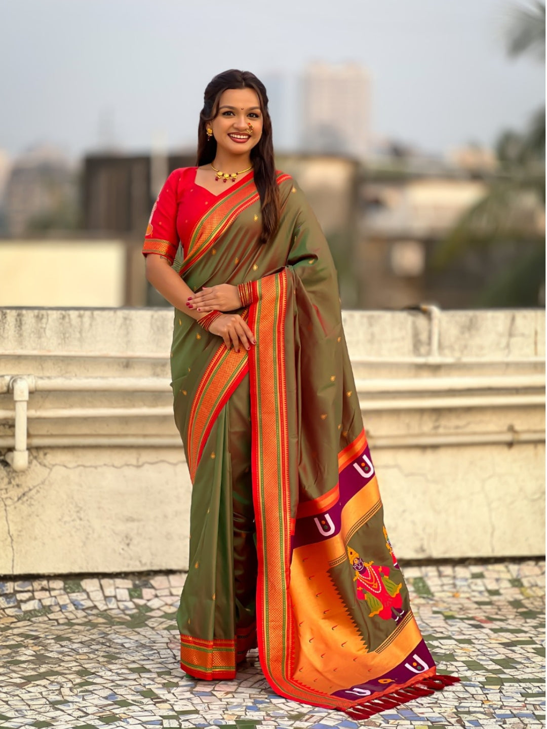 Top Trending Vitthala Contrast Paithani Saree Rakhumai Soft Silk Traditional Design