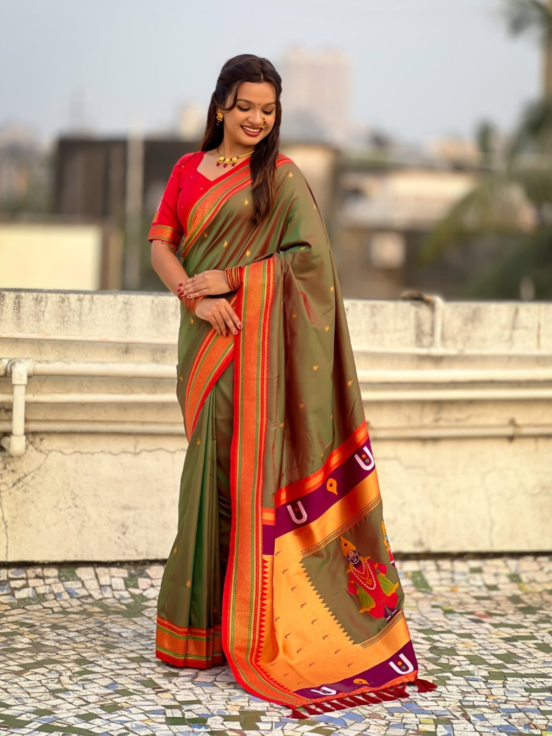 Top Trending Vitthala Contrast Paithani Saree Rakhumai Soft Silk Traditional Design