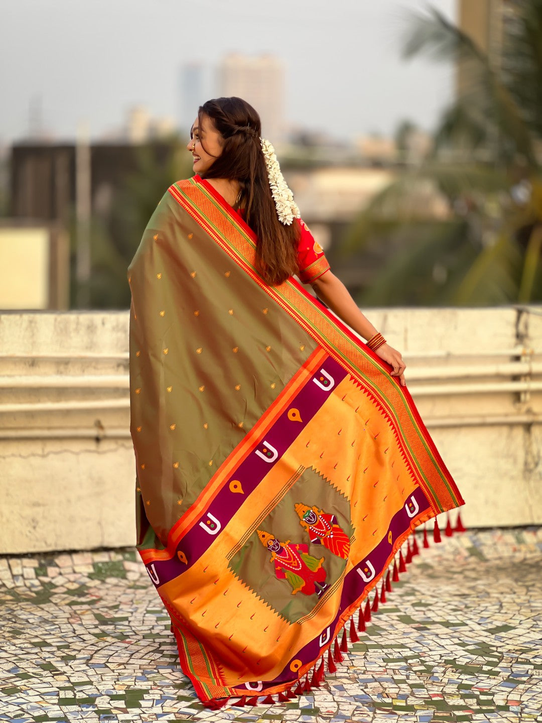 Top Trending Vitthala Contrast Paithani Saree Rakhumai Soft Silk Traditional Design