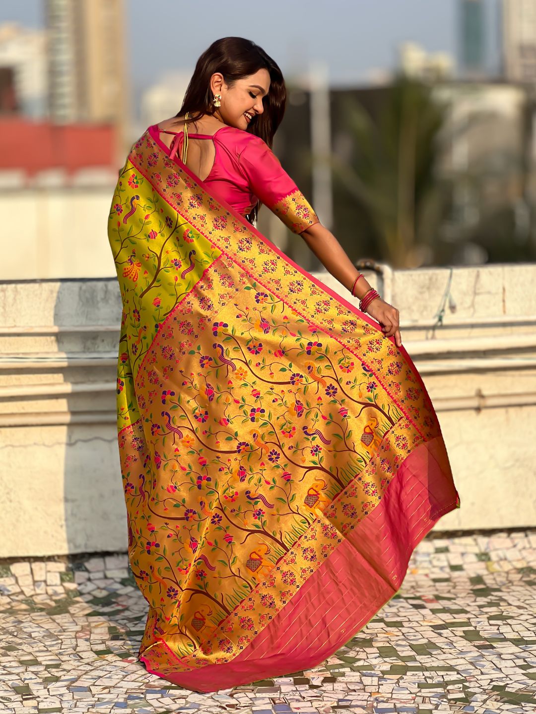 Mehendi Luxury Original Brocade Paithani Tissue Saree with Traditional Motifs & Meenakari Pallu Jaal Zari Woven Saree