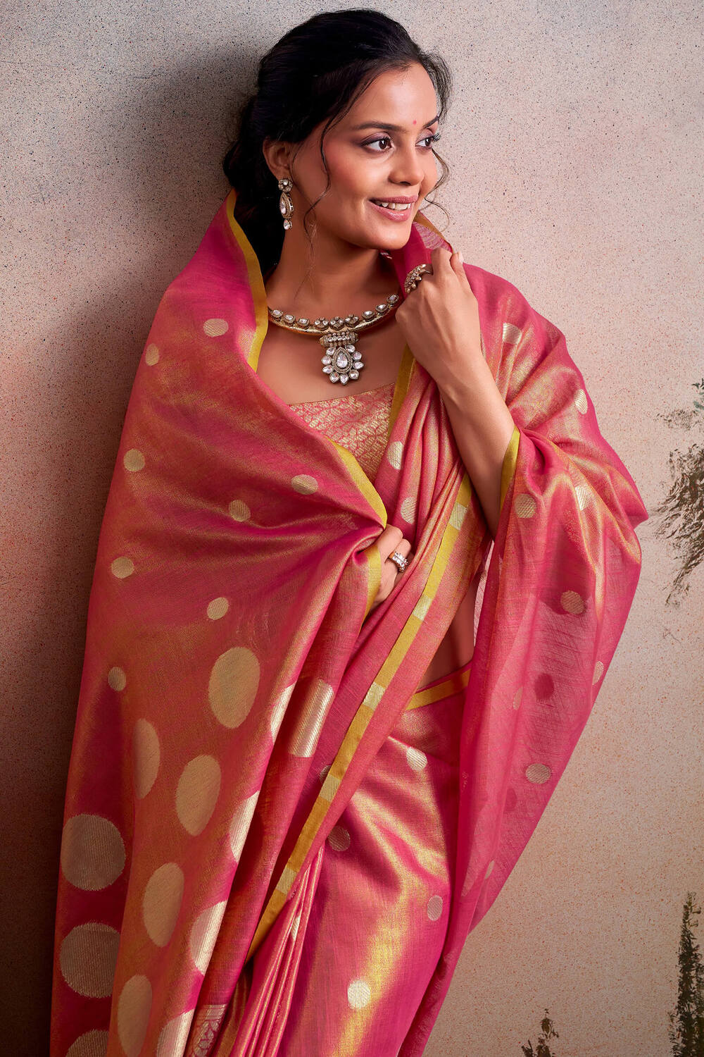 Ornate Pink Banarasi Tissue Silk Saree With Imaginative Blouse Piece