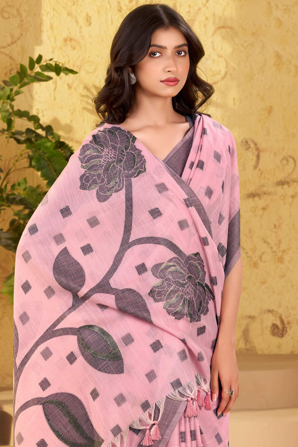 Devastating Pink Cotton Silk Saree With Tantalizing Blouse Piece