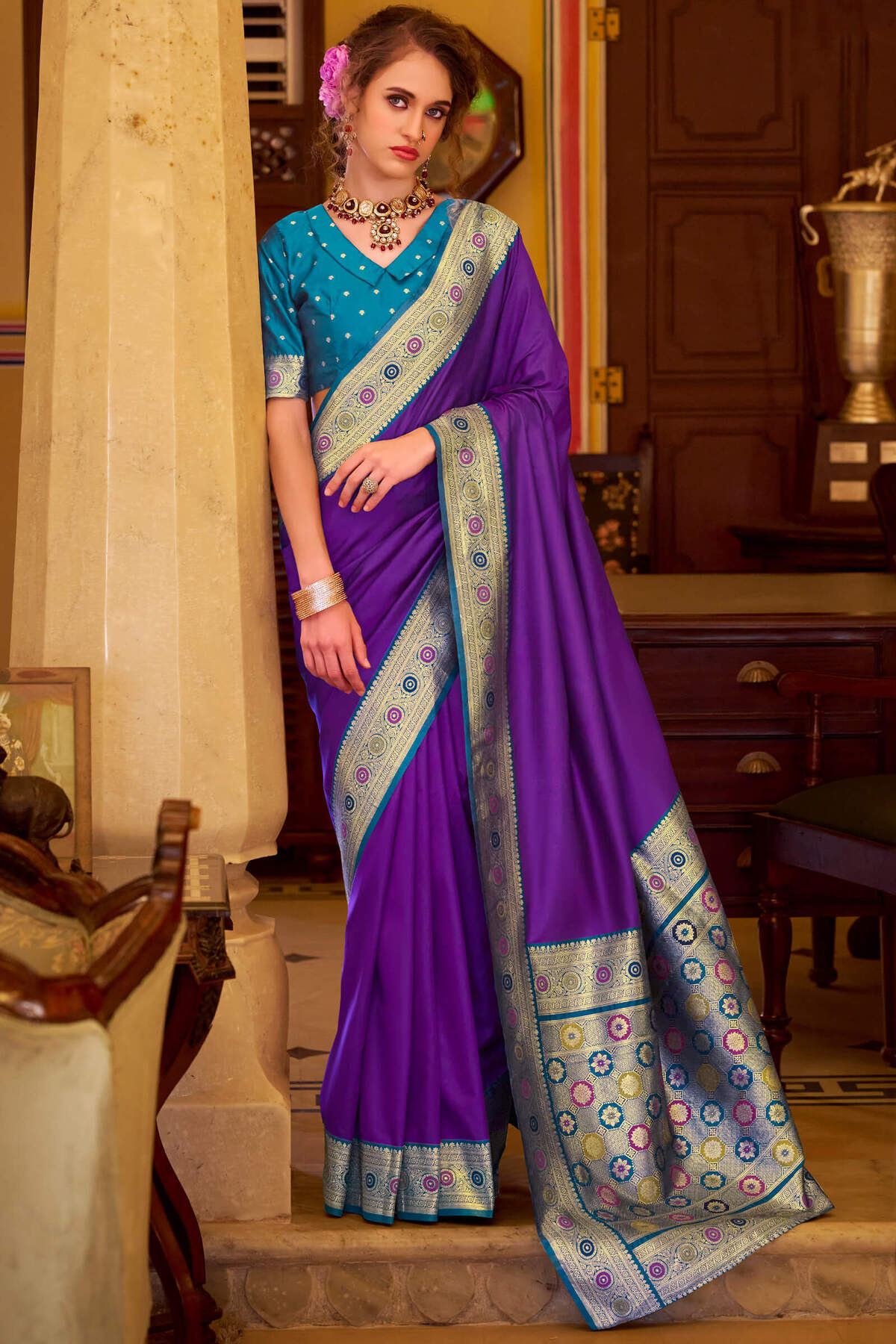 Forbearance Royal Purple Pure Zari Weaving Banarasi Silk Saree With Beleaguer Blouse Piece