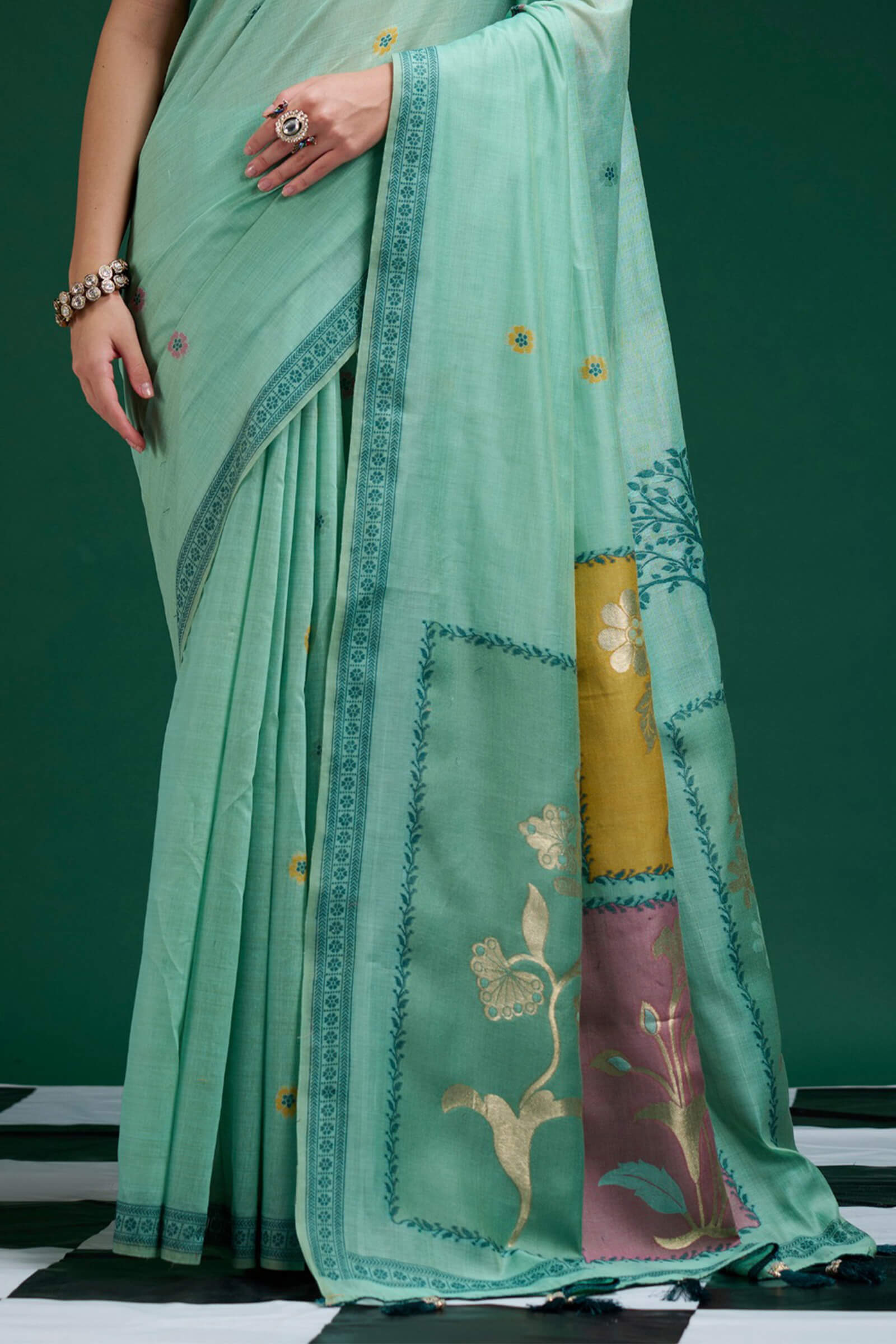 Fancifull Sea Green Jamdani Cotton Silk Saree With Confounding Blouse Piece