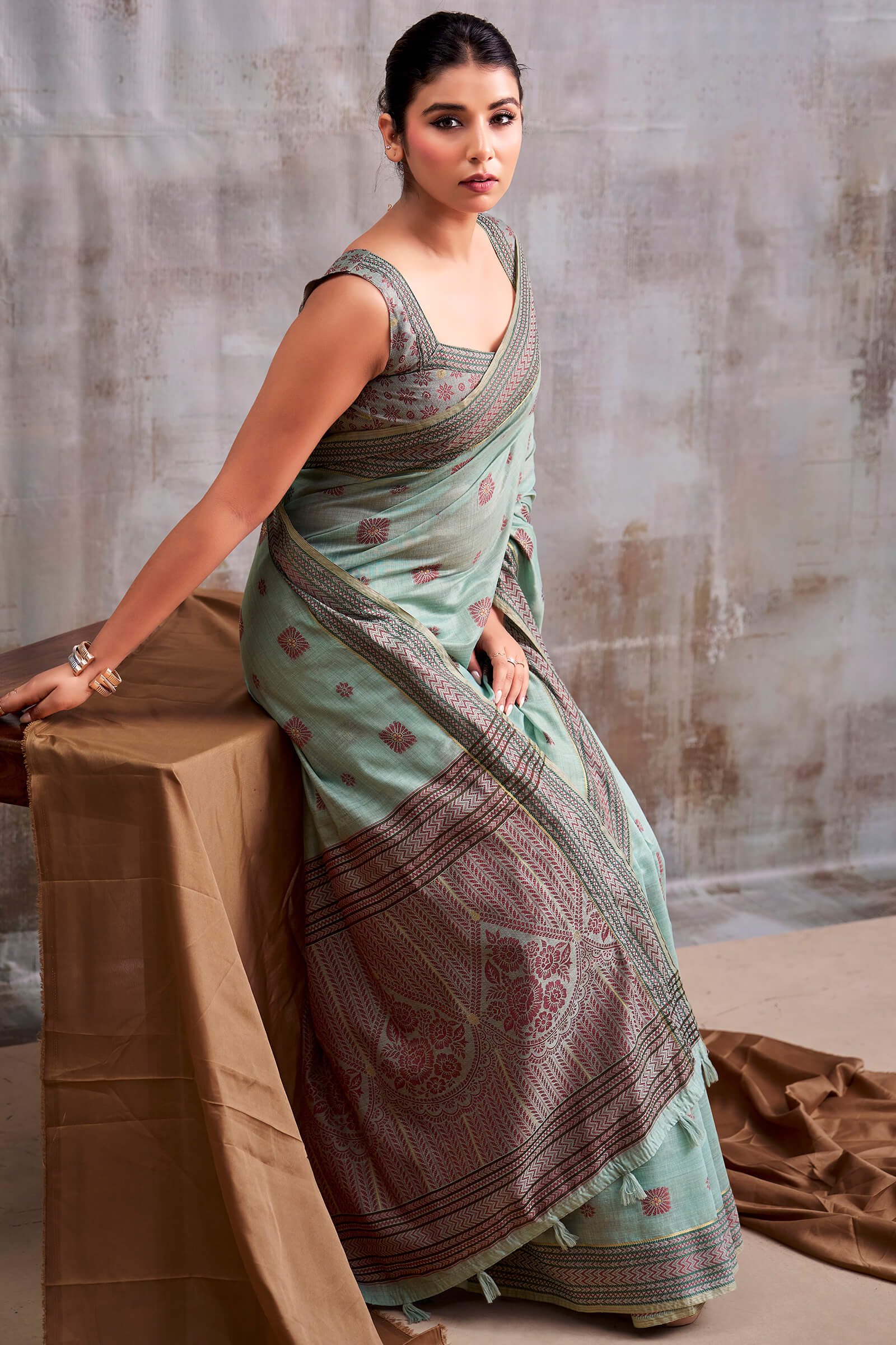 Diaphanous Sky Cotton Silk Saree With Moiety Blouse Piece
