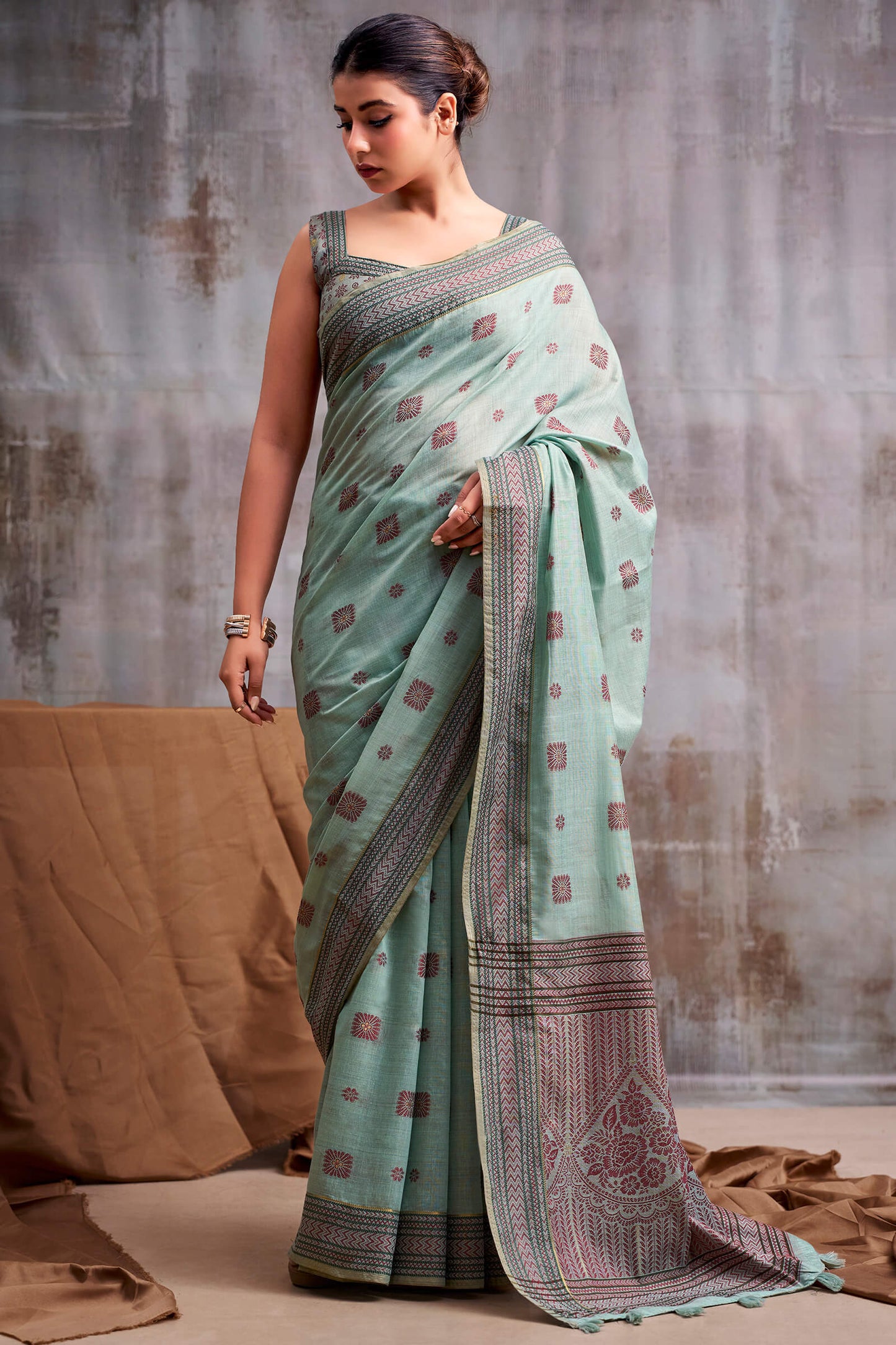 Diaphanous Sky Cotton Silk Saree With Moiety Blouse Piece