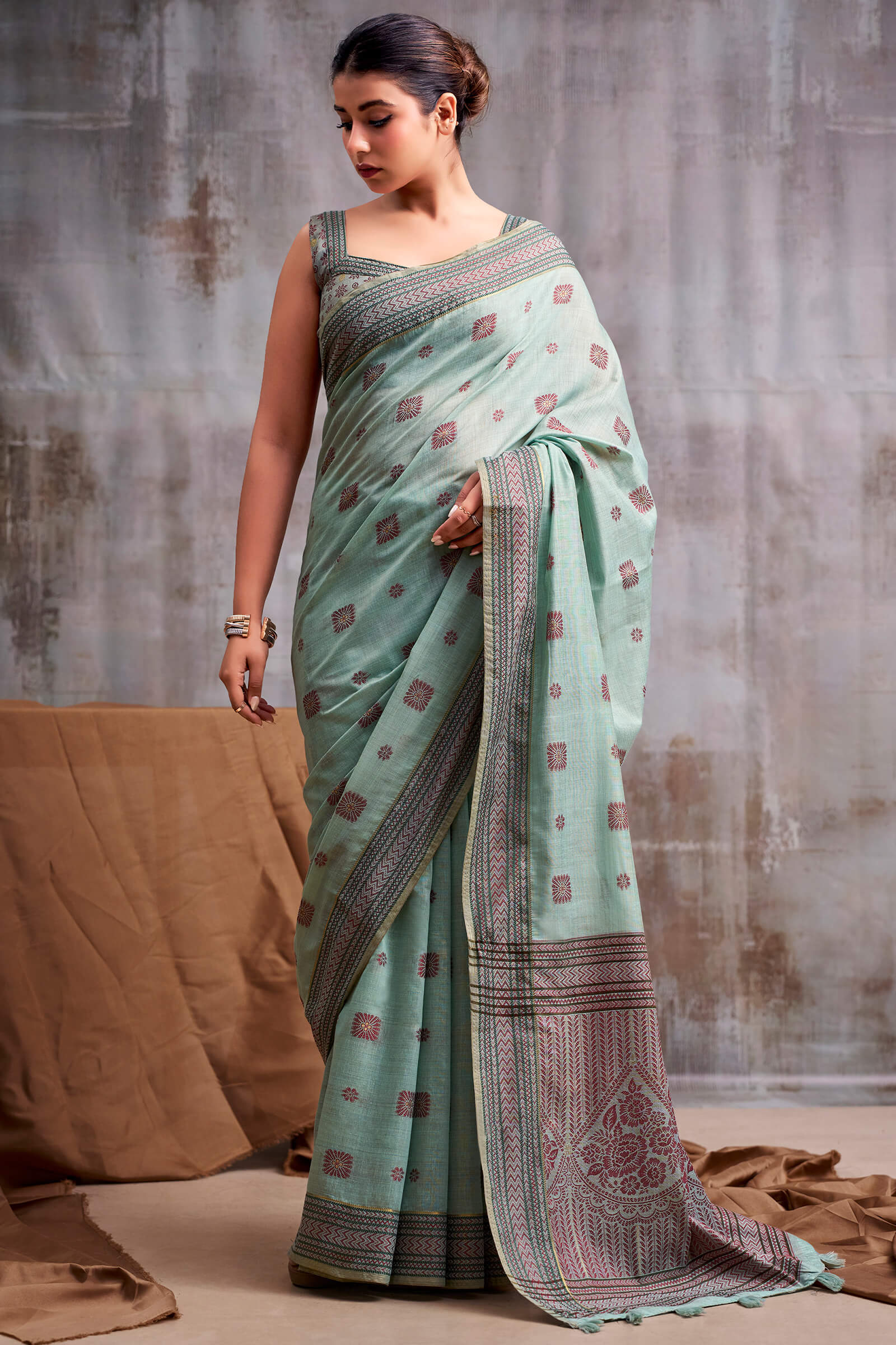 Diaphanous Sky Cotton Silk Saree With Moiety Blouse Piece