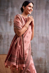 Wonderful Peach Cotton Silk Saree With Quintessential Blouse Piece