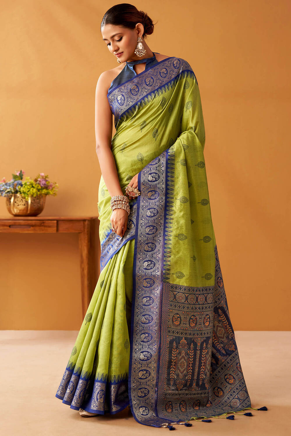 Lassitude Green Pure Zari Weaving Banarasi Silk Saree With Improbable Blouse Piece