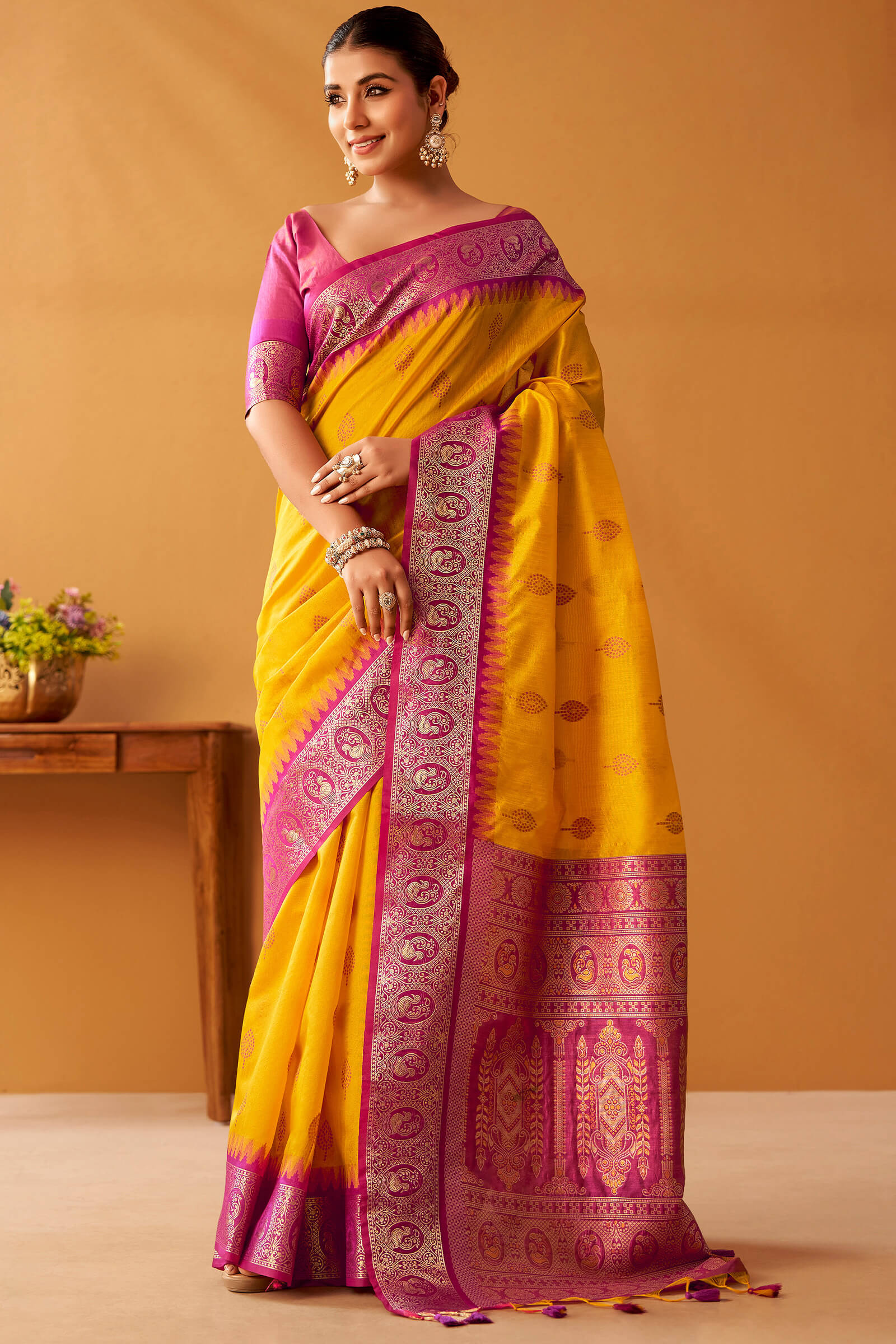 Delightful Yellow Pure Zari Weaving Banarasi Silk Saree With Preferable Blouse Piece