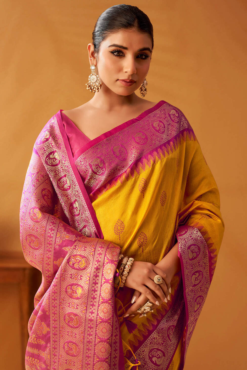 Delightful Yellow Pure Zari Weaving Banarasi Silk Saree With Preferable Blouse Piece